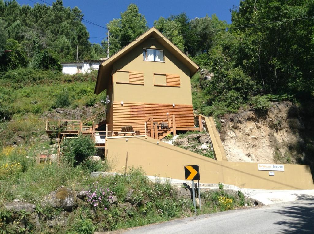 Brown House Villa Gerês Exterior foto